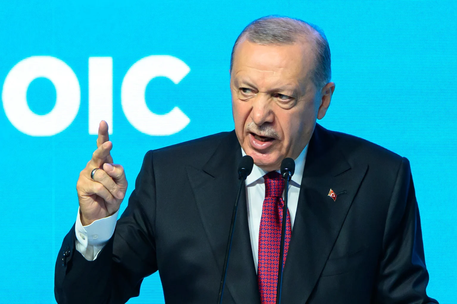 Erdogan: Turqia kundërshton çdo ndërhyrje ushtarake dhe është e gatshme të ndërmjetësojë për uljen e tensioneve mes Iranit dhe SHBA-ve